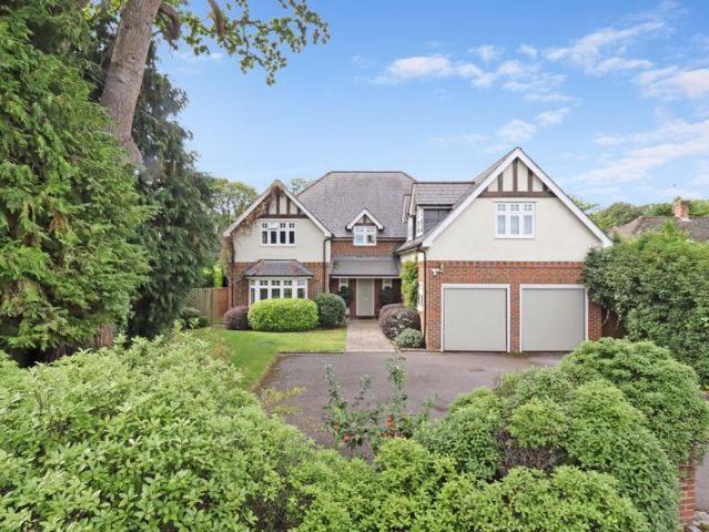 House for sale in Sunningdale