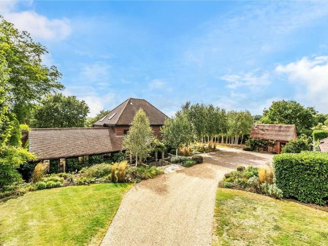 House for sale in Crowhurst, Hillview