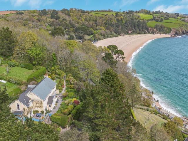 House for sale in Strode, Devon
