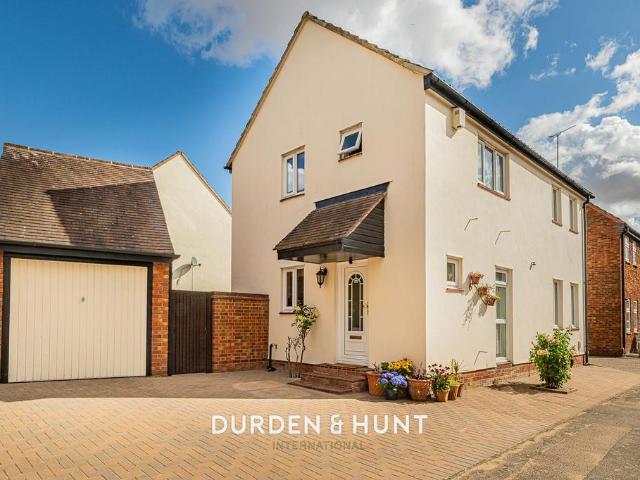 House for sale in Ongar, Epping