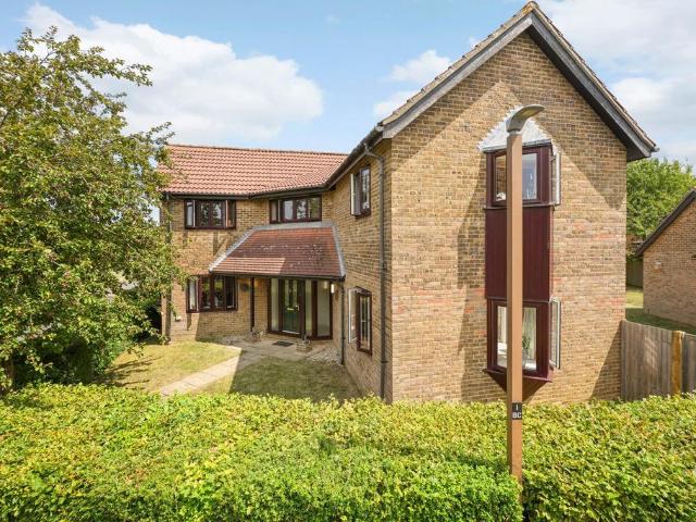 House for sale in Fenny Stratford, Milton Keynes