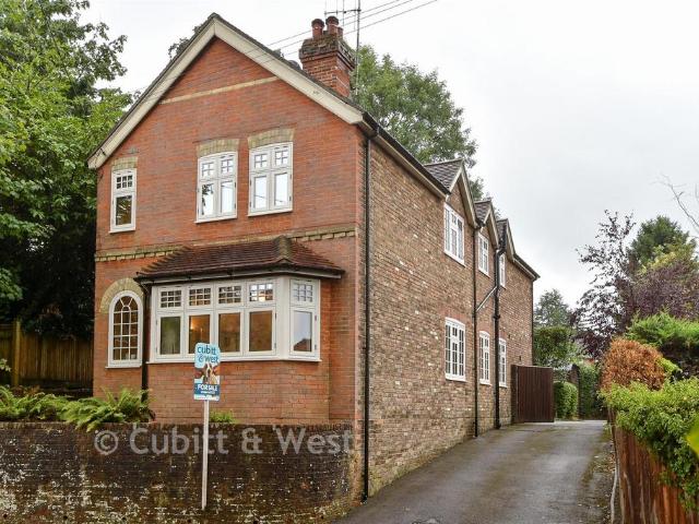 House for sale in Perryfields, West Sussex