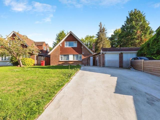 House for sale in Britwell, Slough