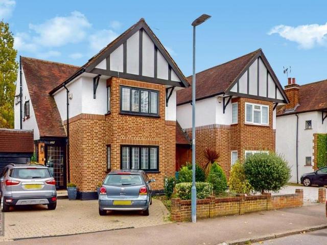 House for sale in Lane, Greater London