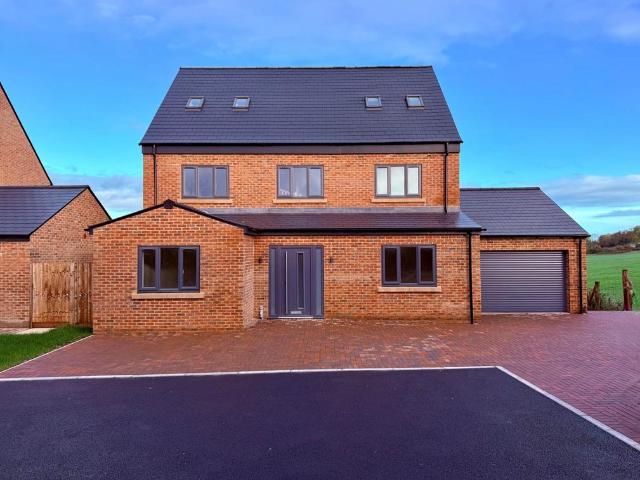 House for sale in Pamington, Gloucestershire