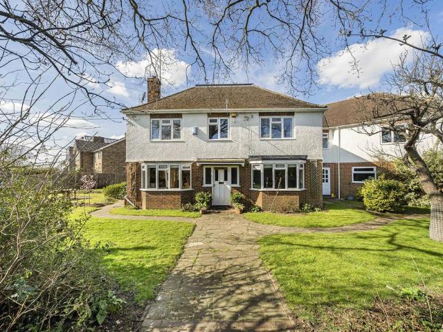 House for sale in Evershot, Oxfordshire