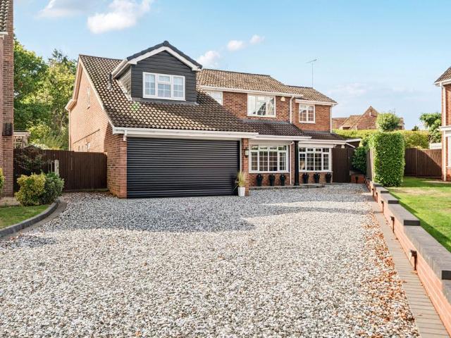 House for sale in Woodley, Wokingham