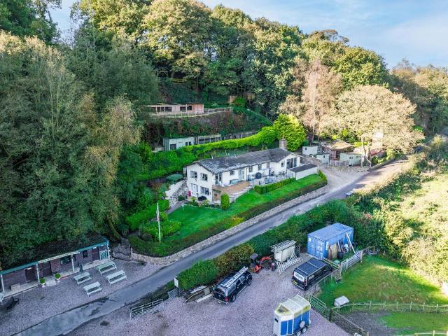 House for sale in Kingsley, Kingsley Moor