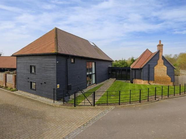 House for sale in Midway, Kent