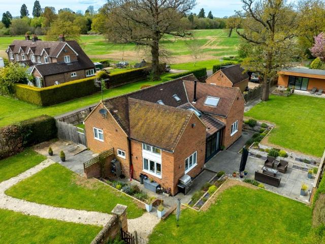 House for sale in King's Walden, Hertfordshire