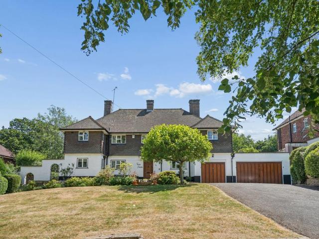 House for sale in Moor Park Estate, Three Rivers