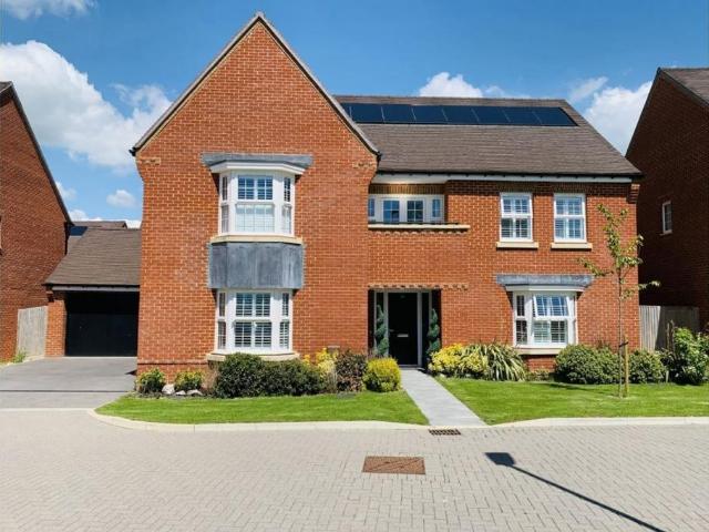 House for sale in Swanmore, Hampshire