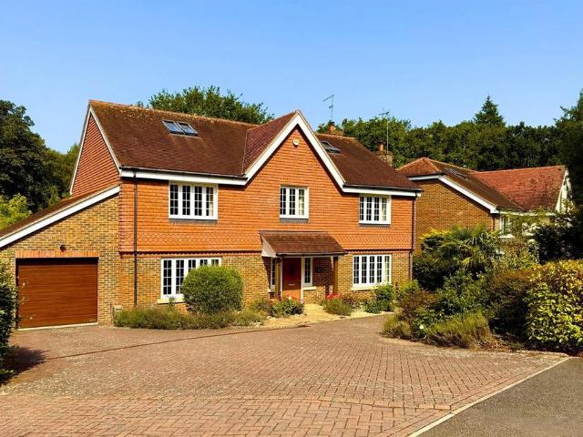 House for sale in Washington, Horsham