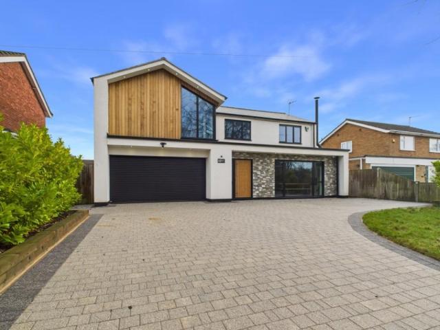 House for sale in Eastbridge, Suffolk