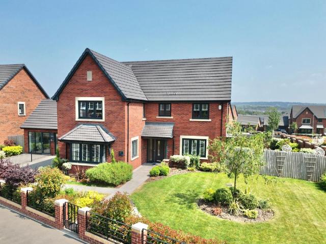House for sale in Fenton, Stoke-on-Trent