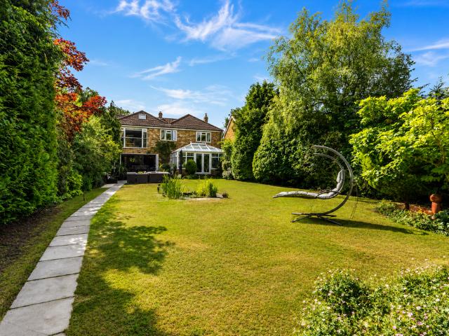 House for sale in Pouchen End, Hertfordshire