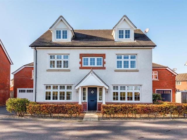 House for sale in Bishops Cannings, Wiltshire