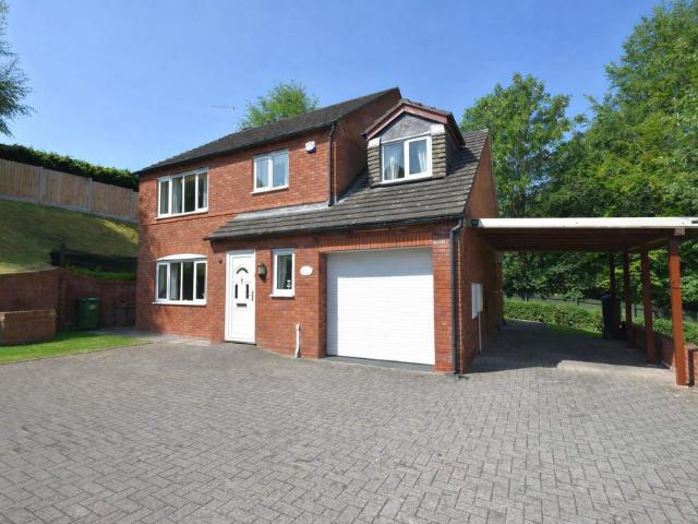 House for sale in Whitchurch, Shropshire