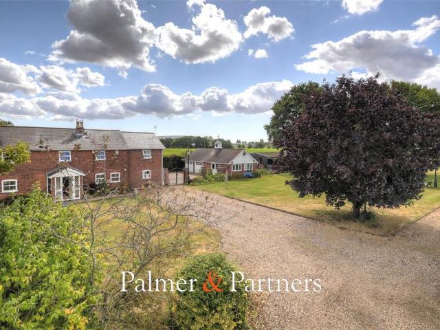House for sale in Dale Hill, Essex