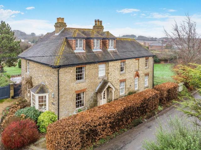House for sale in Woodnesborough, Ash