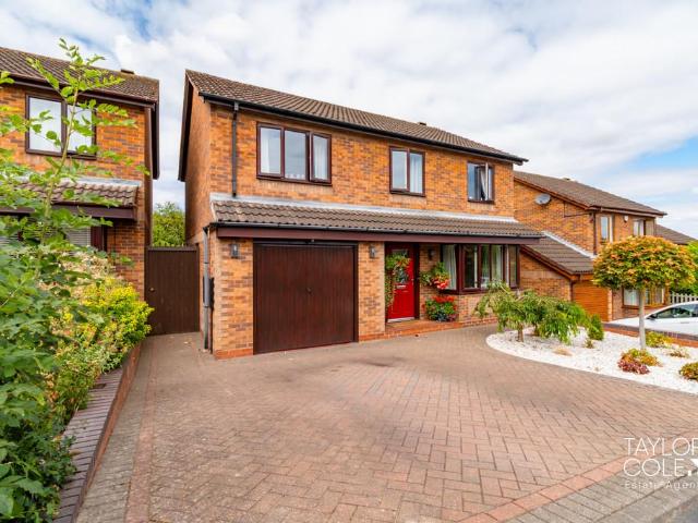 House for sale in Stonydelph, Kettlebrook