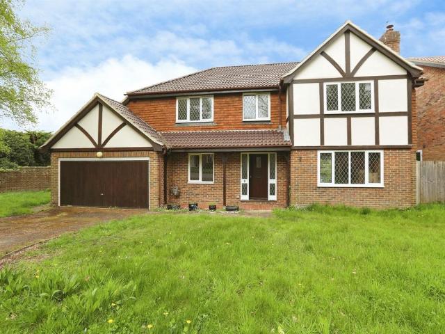 House for sale in Dormansland, Tandridge