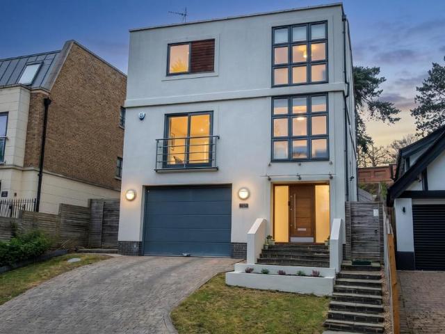 House for sale in Bickley, Greater London