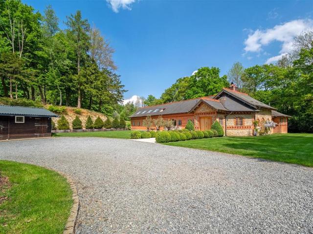 House for sale in Dogkennel Green, Westborough