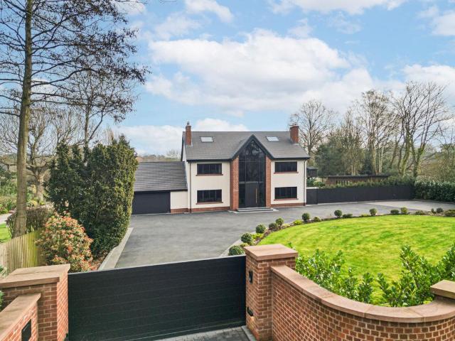 House for sale in Grange, Caldy