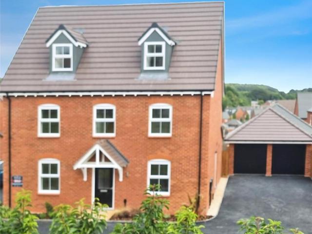 House for sale in Doseley, Telford