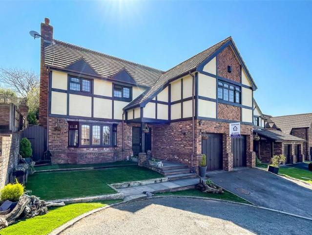 House for sale in Llansanffraid Glan Conwy, Conwy