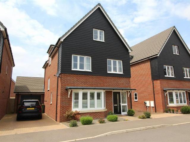 House for sale in Hampton Hargate, Peterborough