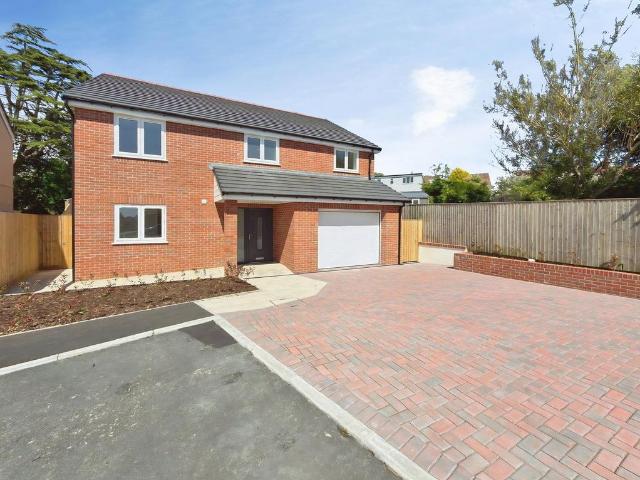 House for sale in Gorseinon, Wales