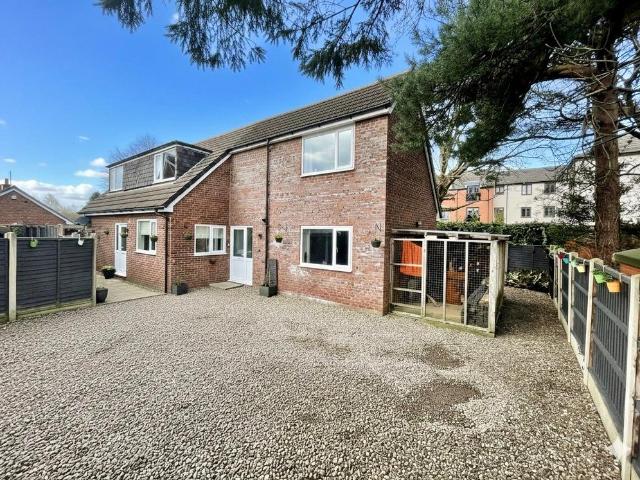 House for sale in Penwortham, Firbank