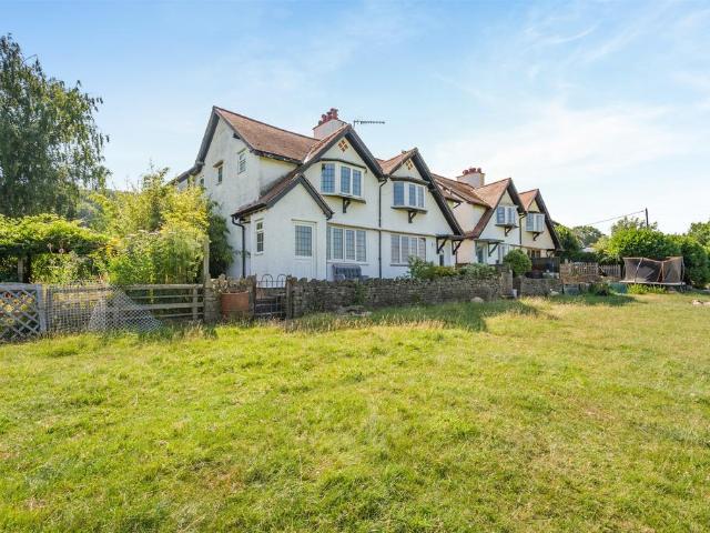 House for sale in Bromsberrow Heath, Gloucestershire