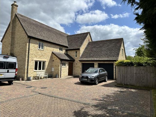 House for sale in Cricklade, Wiltshire