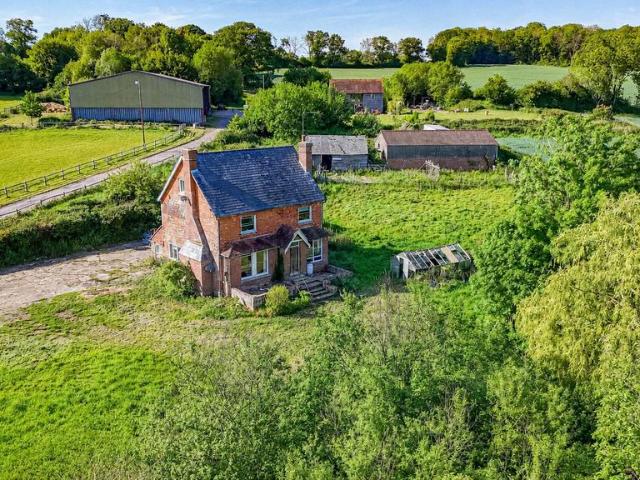 House for sale in Westfield, Heathlands