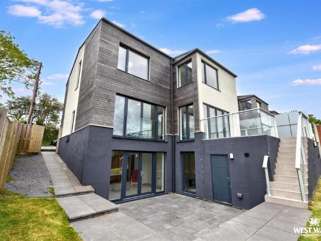 House for sale in Llanrhian, Trefin