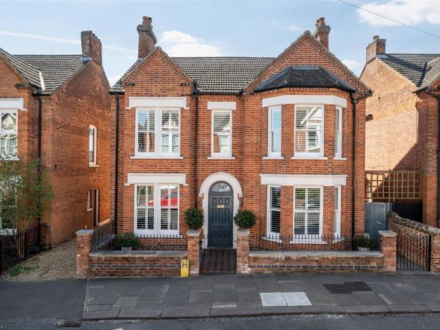 House for sale in De Parys, Bedford