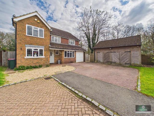 House for sale in Glynde, West Sussex