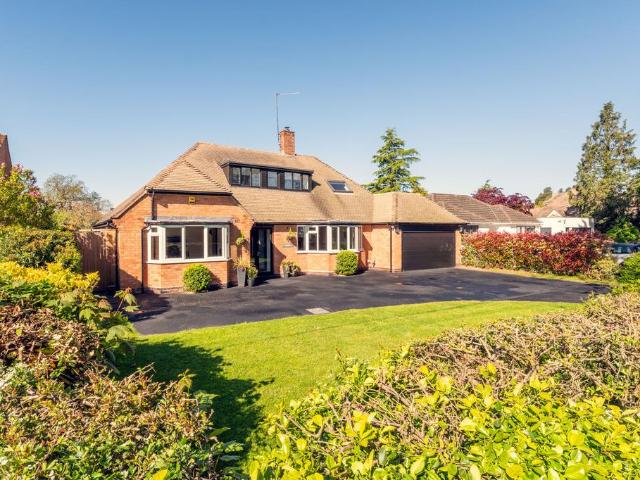 House for sale in Alderminster, Warwickshire