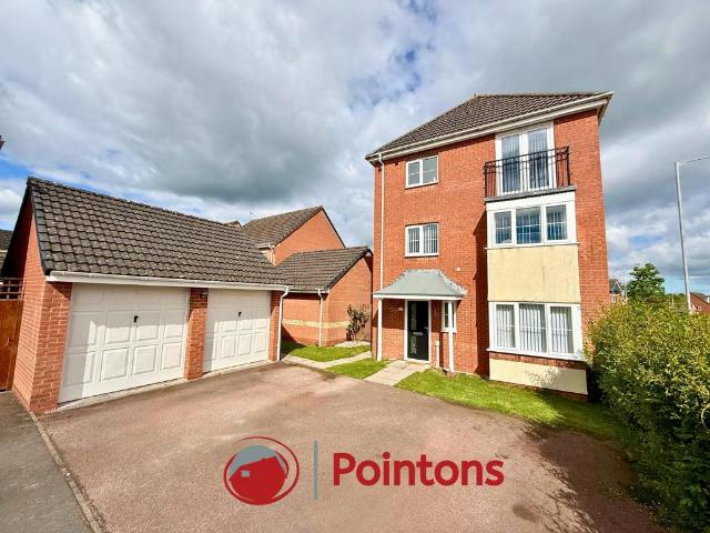 House for sale in Bedworth Heath, Camp Hill