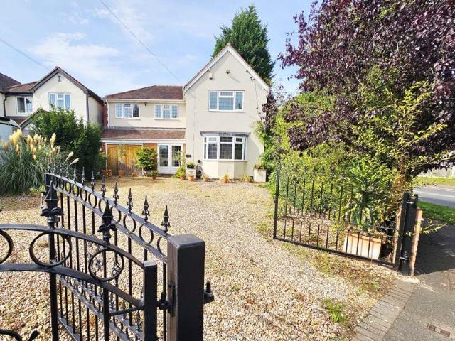 House for sale in Sutton Coldfield, West Midlands