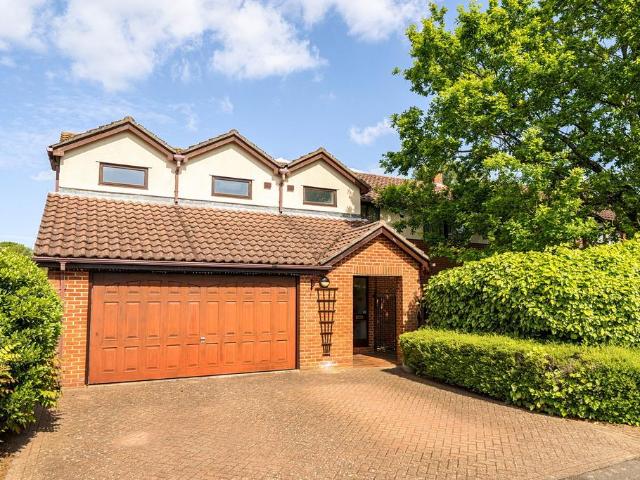 House for sale in Wigmore, Gillingham