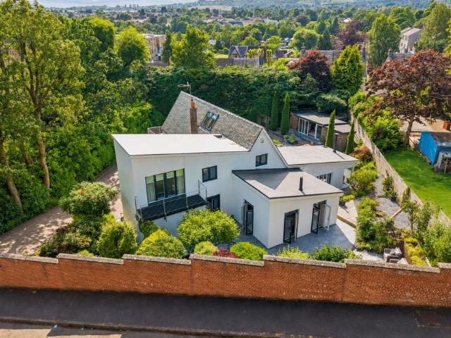 House for sale in Milngavie, Scotland