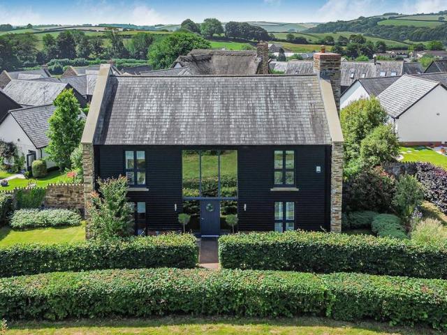 House for sale in Strode, Devon