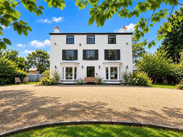 House for sale in Guy's Wells, South Holland