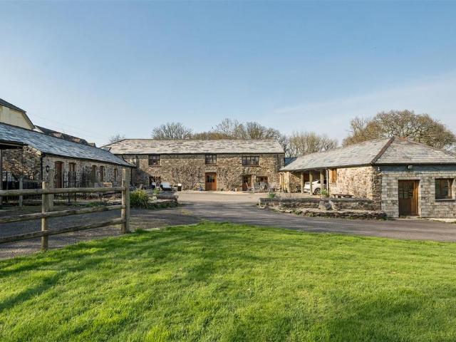House for sale in Launceston, Cornwall