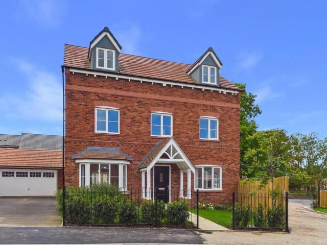 House for sale in Oadby, Leicestershire