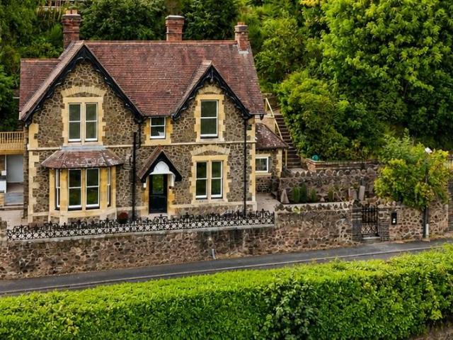 House for sale in Wyche, Forthampton